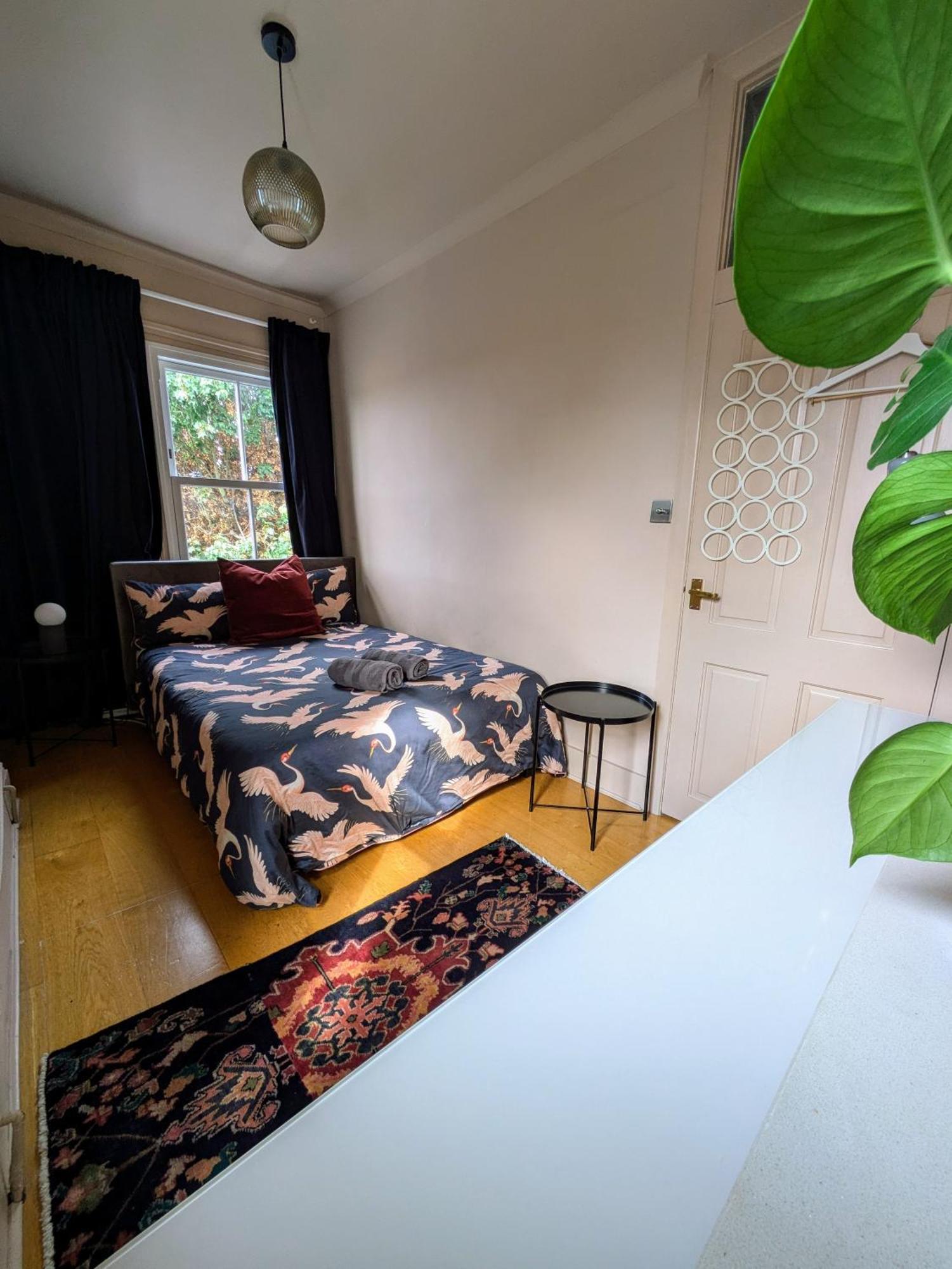 Charming Bright 2-Bed Heritage Flat, Battersea Park, London Luaran gambar